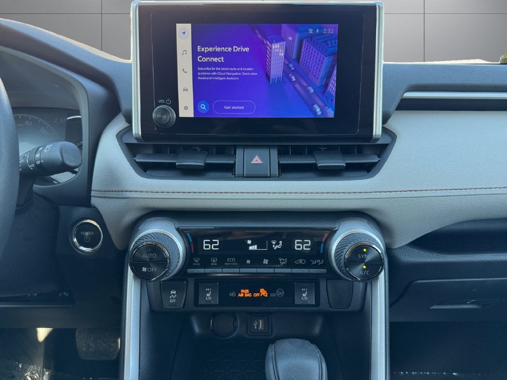 2025 Toyota RAV4 Hybrid XLE AWD