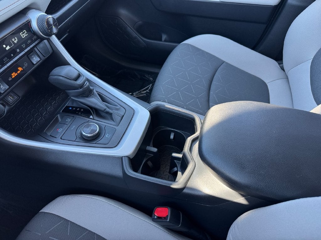 2025 Toyota RAV4 Hybrid XLE AWD