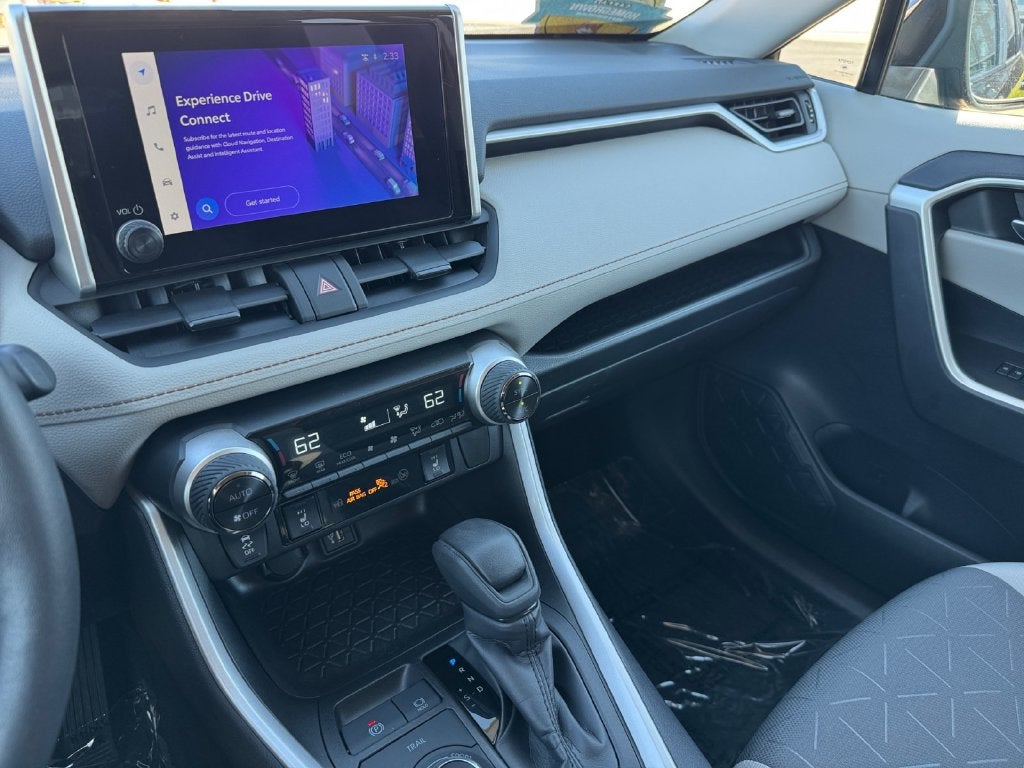 2025 Toyota RAV4 Hybrid XLE AWD