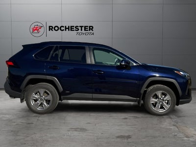 2025 Toyota RAV4 Hybrid XLE AWD