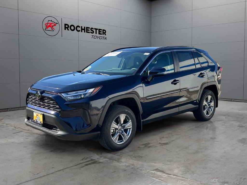 2025 Toyota RAV4 Hybrid XLE AWD