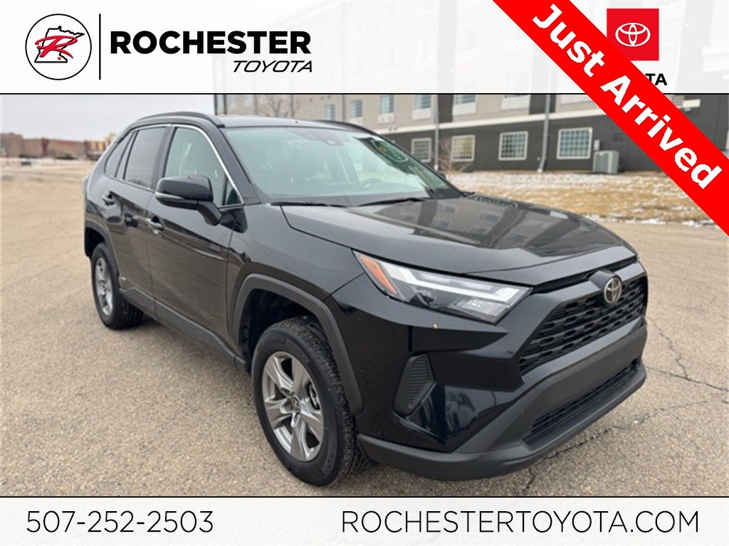 2025 Toyota RAV4 Hybrid XLE AWD