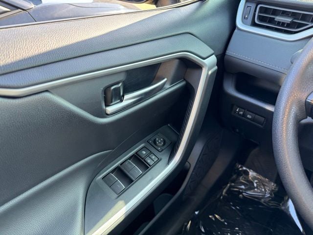 2025 Toyota RAV4 Hybrid XLE AWD