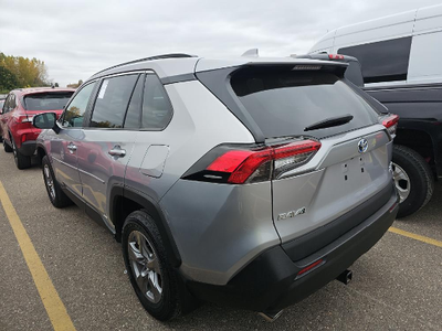 2022 Toyota RAV4 Hybrid XLE AWD