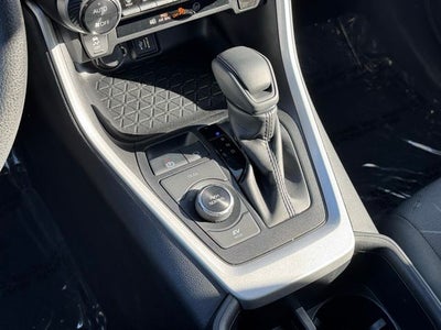 2025 Toyota RAV4 Hybrid XLE AWD