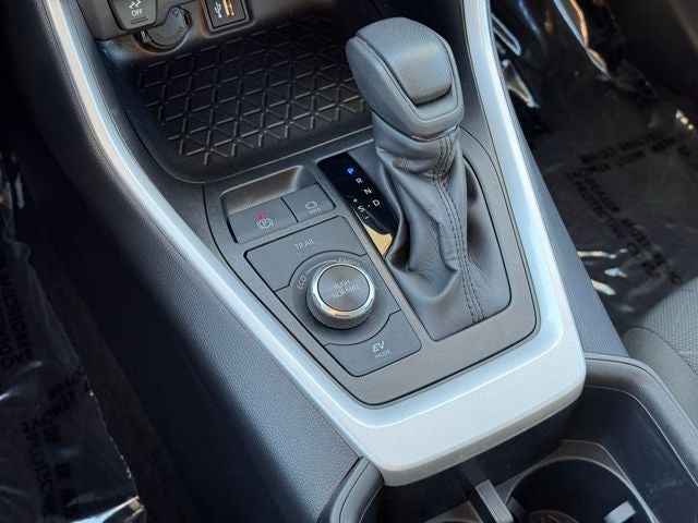 2025 Toyota RAV4 Hybrid XLE AWD