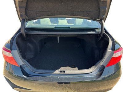 2016 Toyota Camry XLE FWD