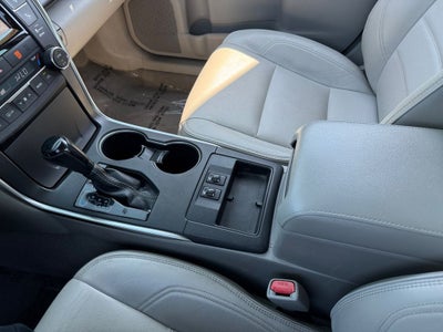 2016 Toyota Camry XLE FWD