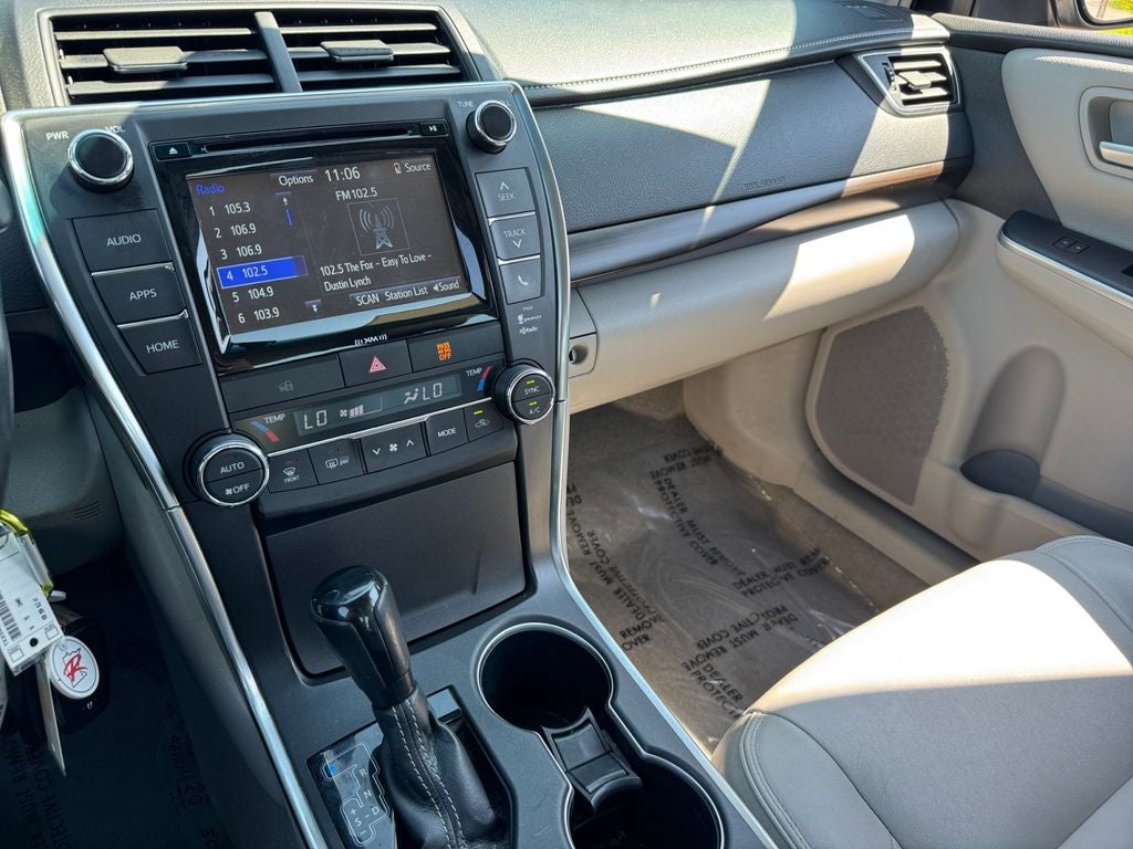 2016 Toyota Camry XLE FWD