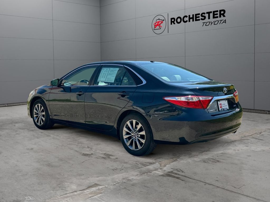 2016 Toyota Camry XLE FWD