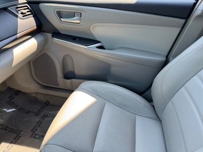 2016 Toyota Camry XLE FWD