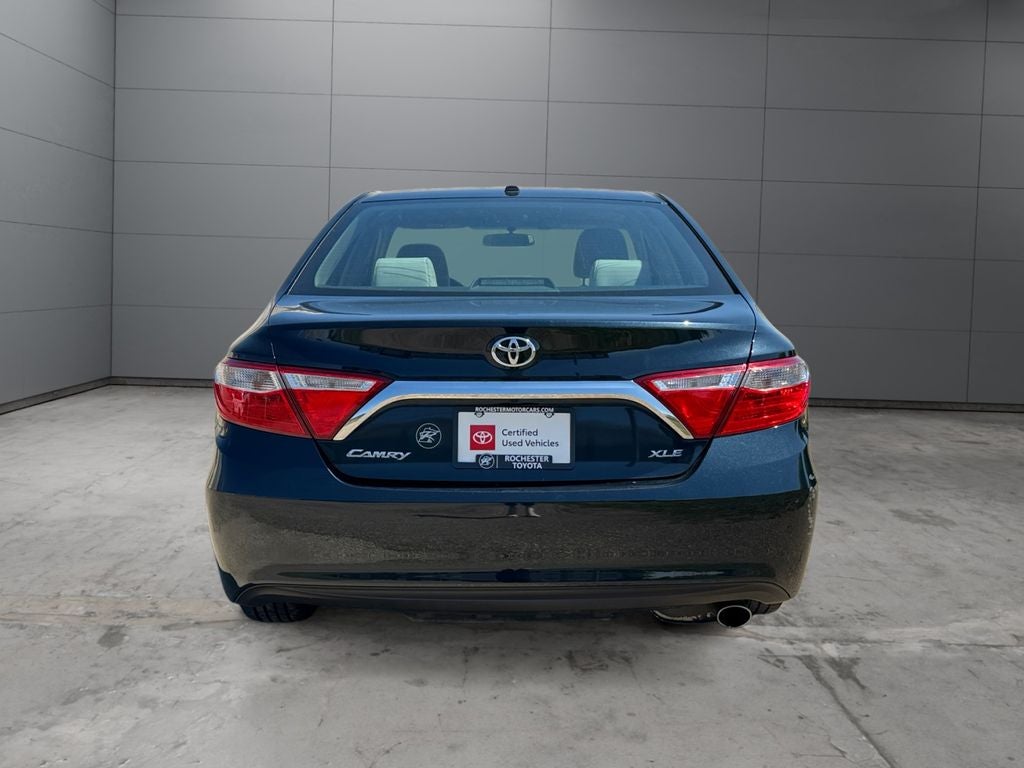2016 Toyota Camry XLE FWD