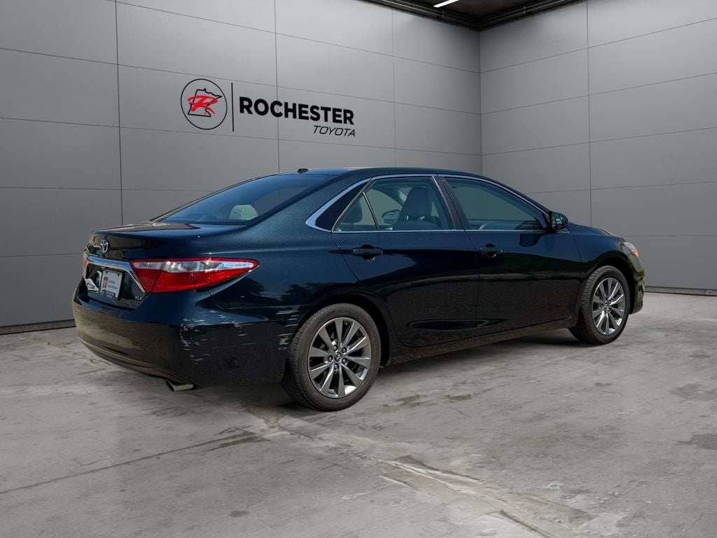 2016 Toyota Camry XLE FWD