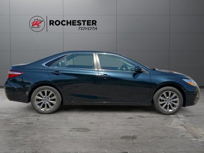 2016 Toyota Camry XLE FWD