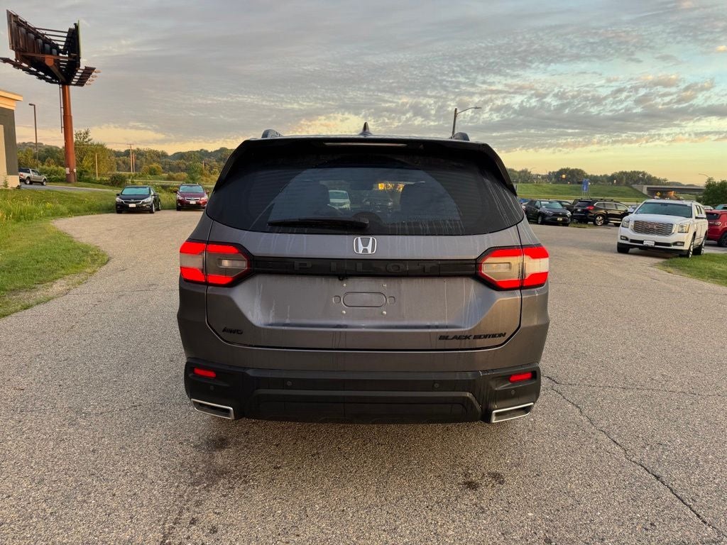 2025 Honda Pilot Black Edition AWD
