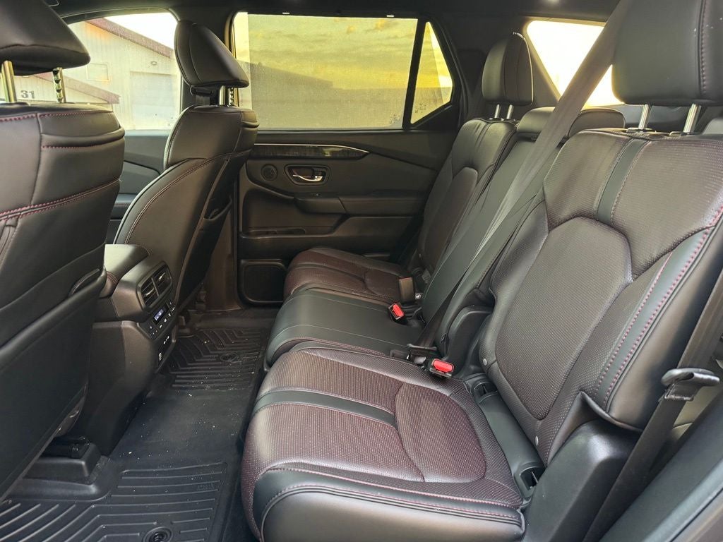 2025 Honda Pilot Black Edition AWD