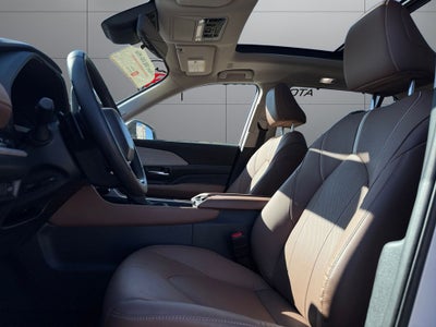 2024 Toyota Grand Highlander Platinum AWD
