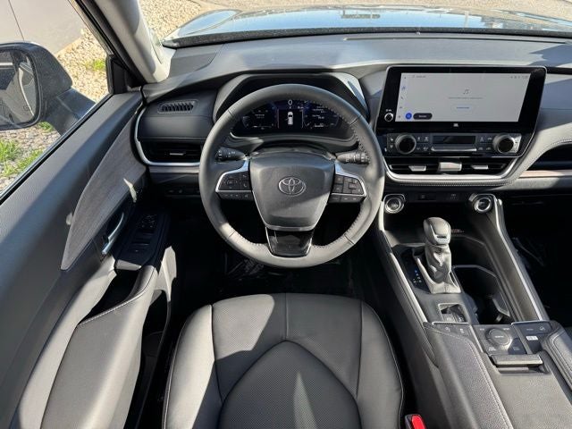 2026 Toyota Grand Highlander Limited AWD