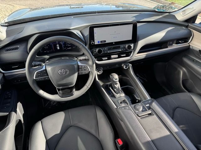 2026 Toyota Grand Highlander Limited AWD