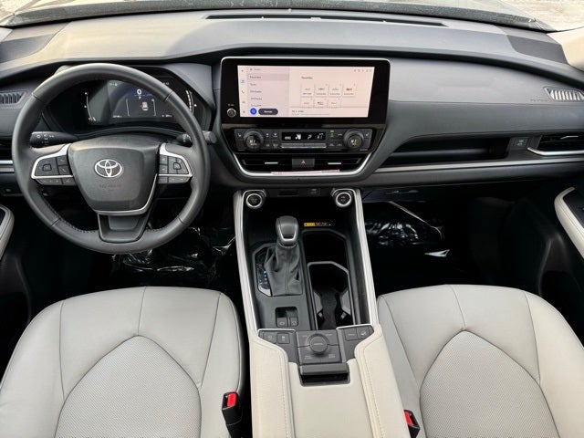 2025 Toyota Grand Highlander XLE AWD