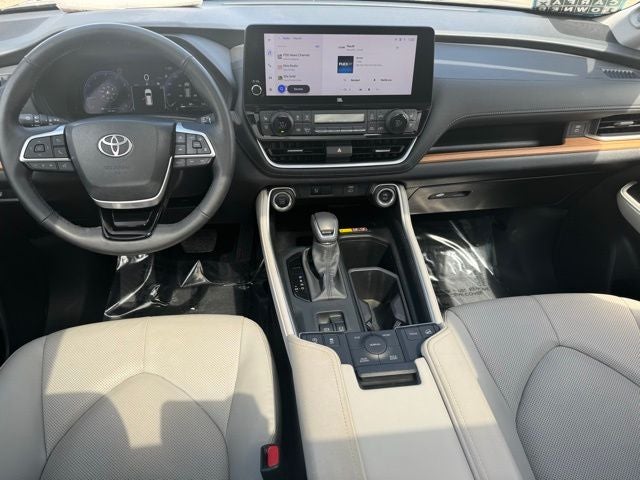 2025 Toyota Grand Highlander Limited AWD