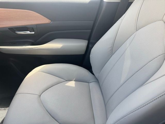 2025 Toyota Grand Highlander Limited AWD