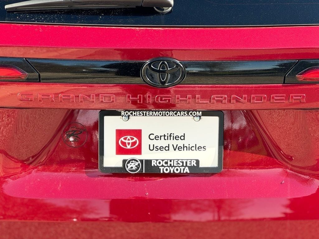 2024 Toyota Grand Highlander Hybrid XLE AWD
