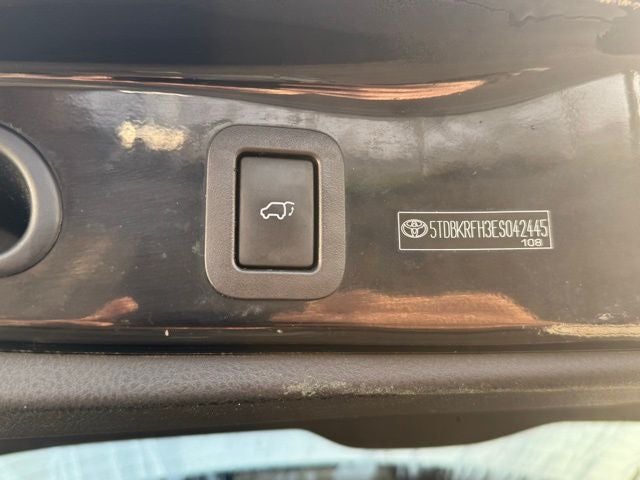 2014 Toyota Highlander LE Plus V6 AWD