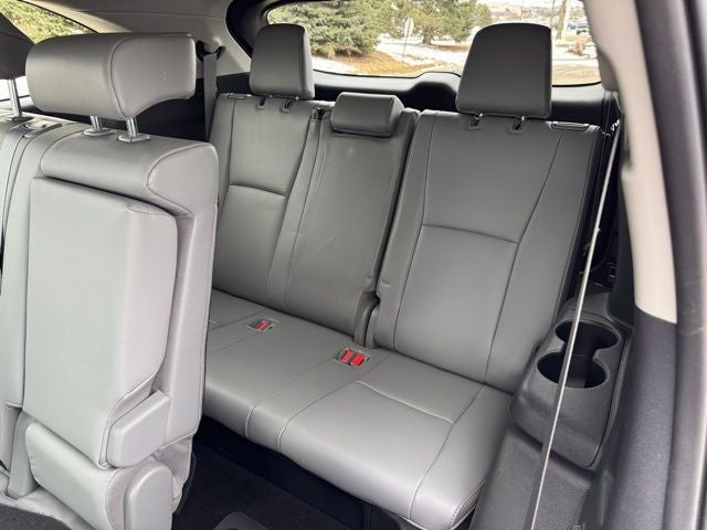 2021 Toyota Highlander Hybrid Limited AWD