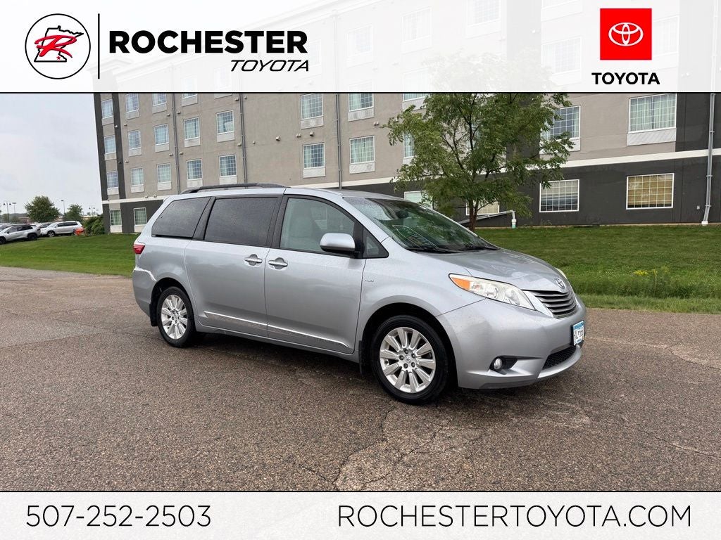 2016 Toyota Sienna XLE 7 Passenger