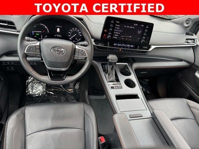 2022 Toyota Sienna XSE 7 Passenger