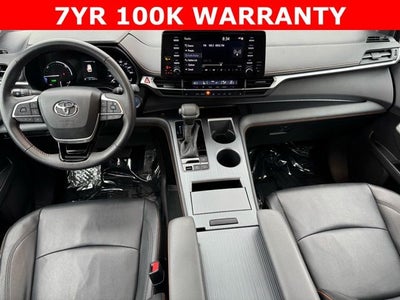 2022 Toyota Sienna XSE 7 Passenger