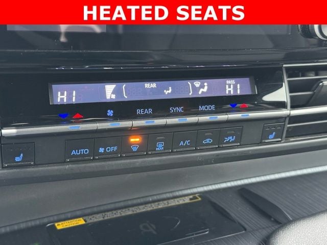 2022 Toyota Sienna XSE 7 Passenger