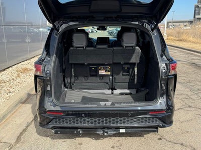 2022 Toyota Sienna XSE 7 Passenger
