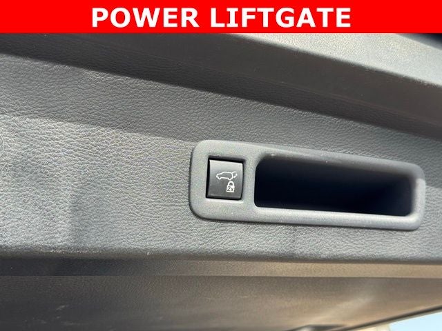 2022 Toyota Sienna XSE 7 Passenger