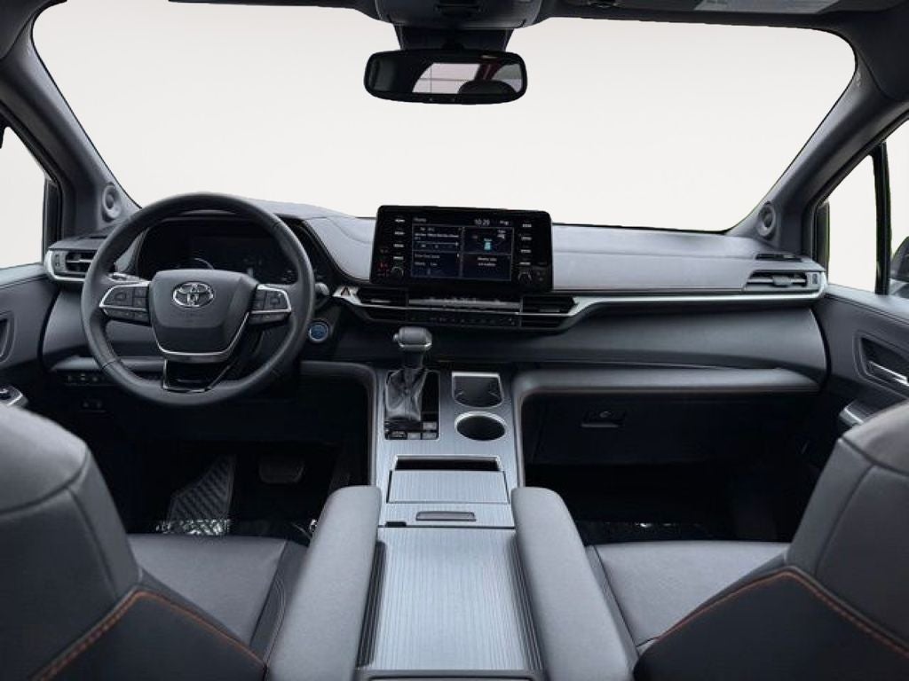 2022 Toyota Sienna XSE 7 Passenger