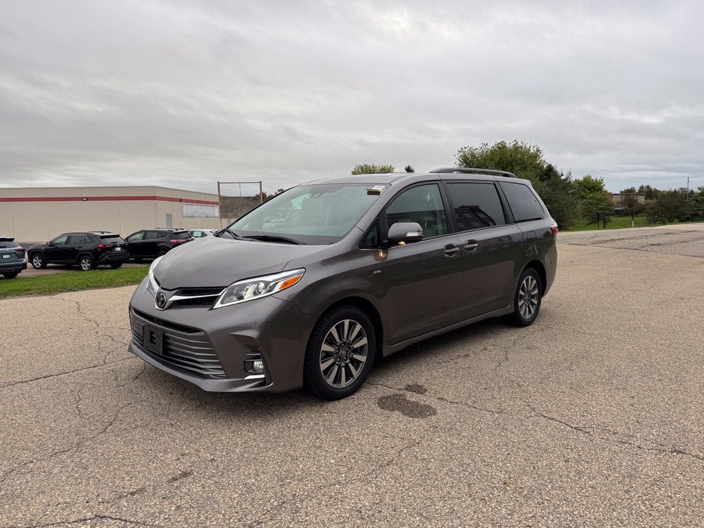 2020 Toyota Sienna Limited Premium 7 Passenger