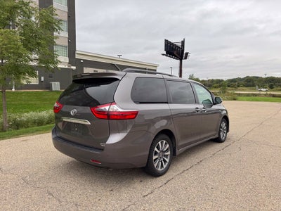 2020 Toyota Sienna Limited Premium 7 Passenger