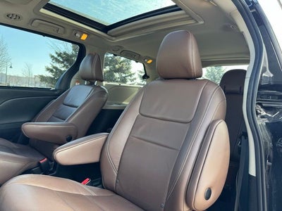 2018 Toyota Sienna Limited Premium 7 Passenger