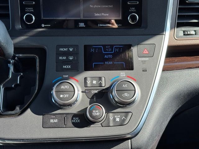 2018 Toyota Sienna Limited Premium 7 Passenger