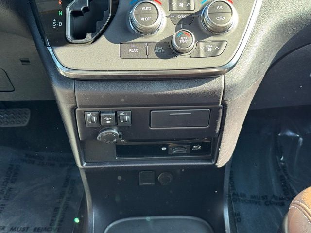 2018 Toyota Sienna Limited Premium 7 Passenger