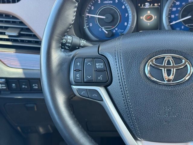 2018 Toyota Sienna Limited Premium 7 Passenger