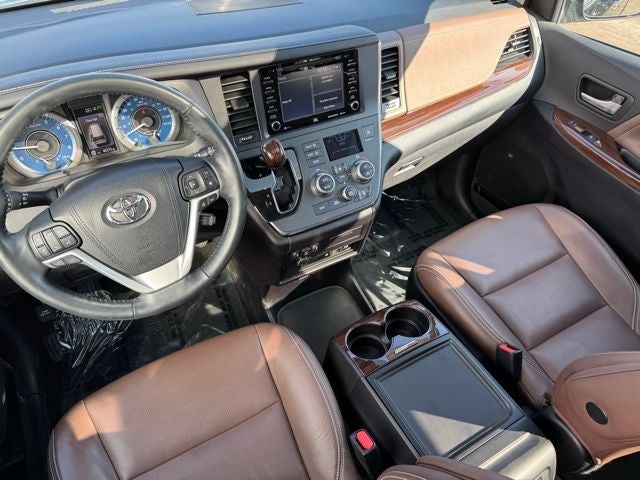2018 Toyota Sienna Limited Premium 7 Passenger