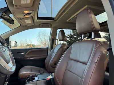 2018 Toyota Sienna Limited Premium 7 Passenger