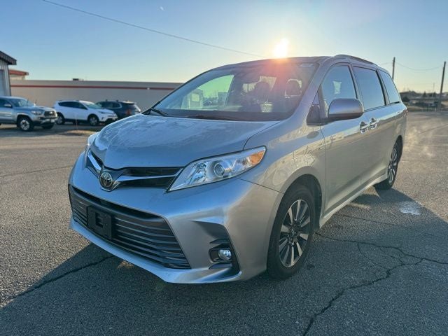2019 Toyota Sienna XLE 7 Passenger
