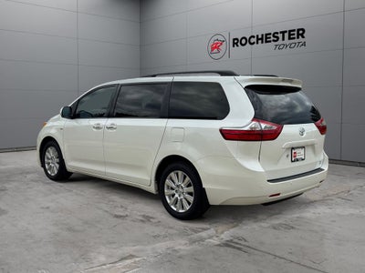 2017 Toyota Sienna XLE Premium 7 Passenger