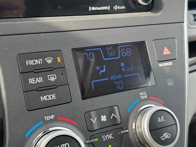 2019 Toyota Sienna XLE 7 Passenger