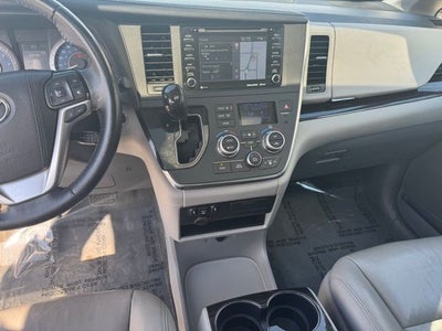 2019 Toyota Sienna XLE 7 Passenger