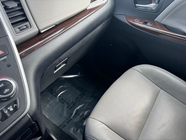 2020 Toyota Sienna Limited 7 Passenger