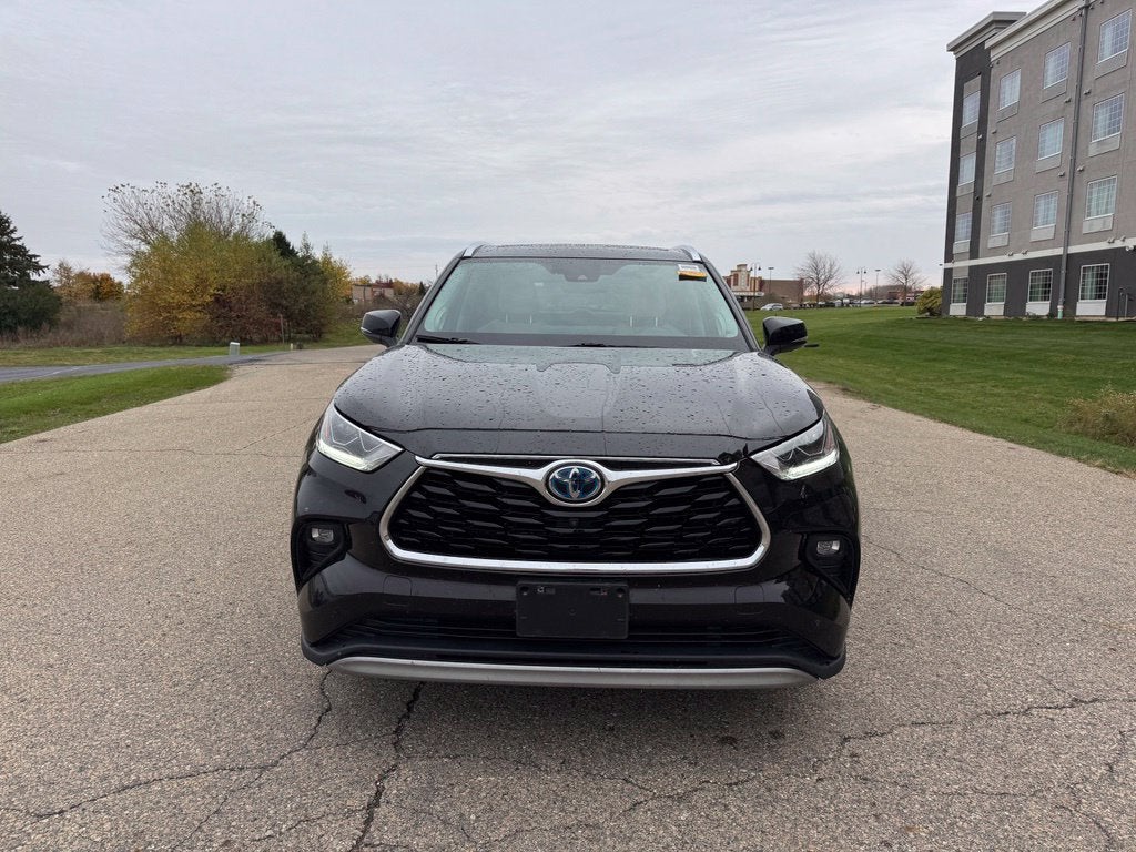 2021 Toyota Highlander Hybrid Platinum AWD